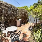 Hidden De Waterkant Cottage With Tranquil Garden