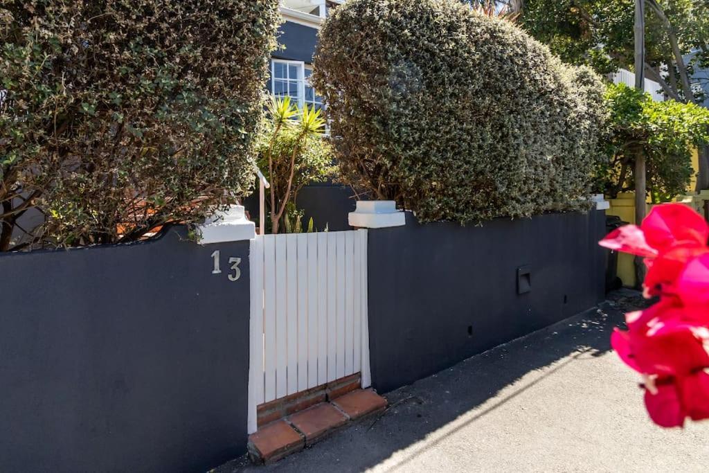 Hidden De Waterkant With Tranquil Garden * Le Cap