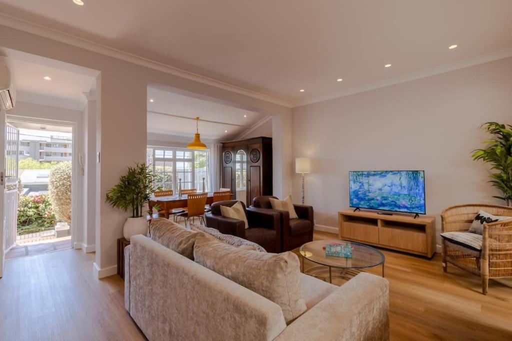 Hidden De Waterkant With Tranquil Garden * Le Cap